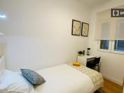 Se alquila habitación en piso compartido de 6...