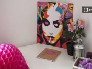 Camera in un appartamento condiviso con 5 camere da...