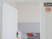 Stanza in appartamento condiviso in affitto a Stella, Napoli