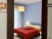 Stanza in appartamento condiviso con 2 camere da letto...