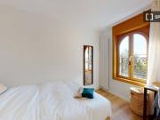 room_shared paris