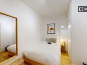 room_shared paris