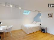 room_shared paris