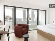 room_shared paris