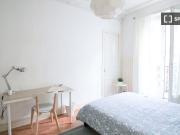 room_shared paris
