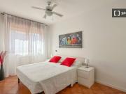Stanza in appartamento condiviso con 3 camere da letto...