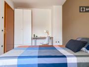 Camera in appartamento condiviso con 3 camere da letto...