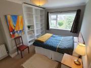 Room to rent in 4 bedroom house in Blackrock