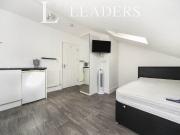 Room to rent in Cowper Street Central Luton Studio | Leaders