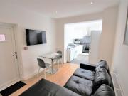 Rooms Available In Excellent Student Houseshare