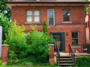 Rooms for Rent By McMaster University