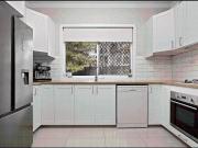 Rooms for rent close to shops and schools with all bills...