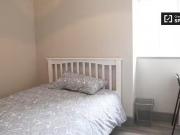 Rooms for rent in 5 bedroom apartment in Whitehall, Dublin
