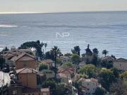 Roquebrune Cap Martin, 4 pièces en dernier étage avec...