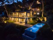 Roquebrune Cap Martin Paisible villa 3 Chambres renové...