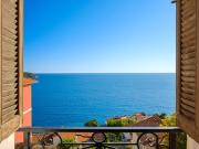Roquebrune Cap Martin, T3 de 75 m2 rénové, vue mer...