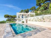 ROQUEBRUNE CAP MARTIN VILLA 5 PIÈCES 238 M² VUE MER...