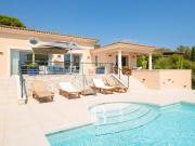 ROQUEBRUNE SUR ARGENS LA BOUVERIE PISCINE GARAGE