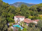Roquefort les Pins Au calme 3 chambres Piscine