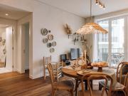 Rosales 1 bedroom and balcony in Santo António