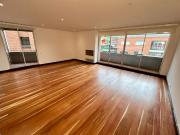 Rosales Espectacular Apartamento Super Iluminado con Balcón