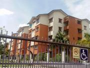 rose apartment with lift at saujana utama. sungai buloh