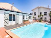 ROSERAIE LOTS DE DEUX MAISONS AVEC GARAGE ET PISCINE