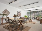 Roseville, Pavilions Spacious Two Bedroom Plus Study...