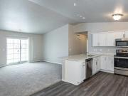 ROSEWOOD COMMONS 2 Bedroom 2 Bathroom Upper Split