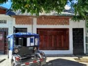 ROSS PRECIO NEGOCIABLE DE CASA AMPLIA CON POTENCIAL...