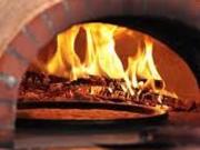 Rosticceria in vendita a Centro Pontedera composto da 4vani