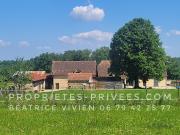 Rouffignac: au calme, sans voisins, corps de ferme avec...