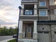 Row / Townhouse in Hamilton Ancaster
