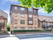 Rowan Court, Portsmouth PO4 2 bed flat to rent £1,050 pcm £.