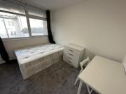 Roxeth Hill, Harrow, Greater London HA2, Room to rent,...