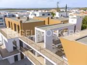 Royal Cabanas Beach II Modernos Apartamentos Perto da Praia