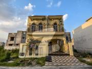 Royal class spanish 5 marla well maintain house for sale