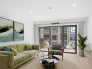 Royal Crest Avenue, Newham, London, 1 Bedroom Flat