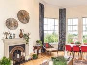 Royal Drive, London, N11 3FT, United Kingdom | 3 bed...