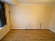 Royal Lane, Uxbridge UB8, 3 bed semi detached house to...