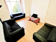 Royal Park Avenue, Hyde Park, LS6 1EY, Leeds