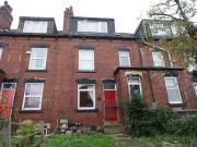 Royal Park Grove, Hyde Park, Leeds LS6, 3 bed terraced...