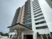 Royal Richmond Gold ll Condominium FOR RENT Level 7