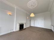 Royal York Crescent, Bristol BS8, 4 bed flat to rent...