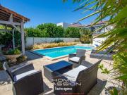 ROYAN VÉRITABLE MAISON DE VILLE AVEC PISCINE AU CŒUR DU...