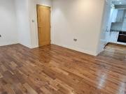 Royle Green Road, Manchester M22, 2 bed flat to rent,...