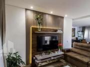 RR8995 Casa 224m² CONDOMÍNIO VALVILLE I OPORTUNIDADE 3...