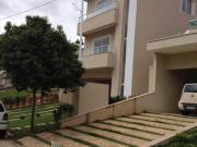 RR9432 Casa 222m² CONDOMÍNIO NEW VILLE OPORTUNIDADE 3...
