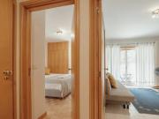 Rua de Camões, Porto, Braga 4000 145