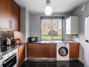 Rua Helena Vieira da Silva, Leça da Palmeira, Porto 4450 590